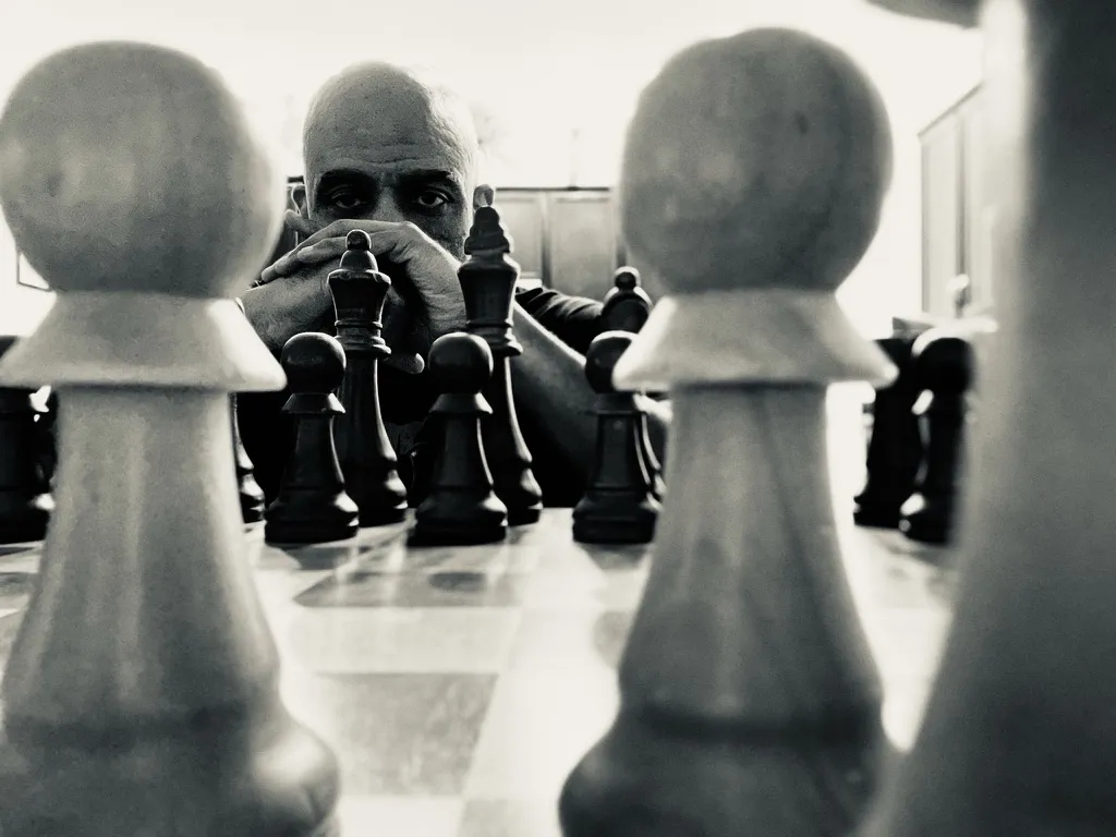 Eyes over the pawns