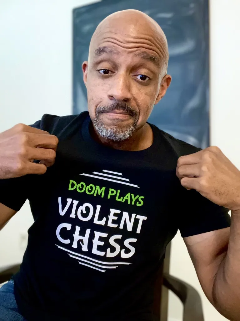 Omar plays violent chess